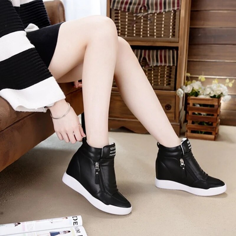 Fujun Platform Wedge Platform Round Toe Sneaker Boots