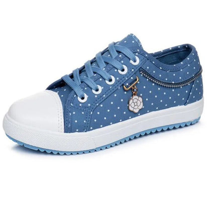 Breathable Lace Cut Out Casual Canvas Shoes