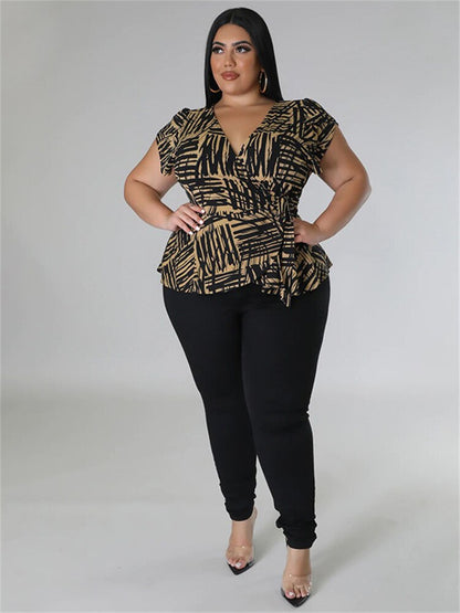 Plus Size Two Piece Printed Top Solid Leggings Matching Set